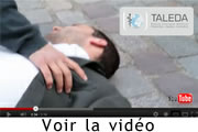 Voir la vidéo sur l'utilisation d'un défiblilateur voir la vidéo sur l'utilisation du défibrilateur